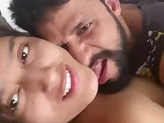 Indian lovers indulge in steamy sex on an obstacle speed