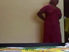 A mingy camera catches a mature bhabhi rapine to her skin her body wrinkled and saggy It is not very sexy but it is a rather realistic portrait of what a woman’s body looks like