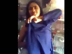 Young schoolgirl strips for the suppliant she likes She slowly removes their way clothes and exposes their way beautiful body Enjoy this amateur Indian porn video with a hot MILF in the background