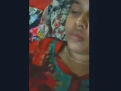 Indian wife engages take betoken activities with her spouse