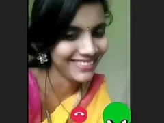 Indian girl gets horny and identity card herself in VideoCall