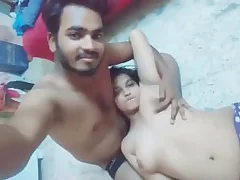 Desi Gujju lovers steamy videos leaked in loyalty four
