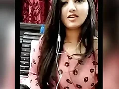 Indian bhabi flaunts her cute boobs unaffected by webcam