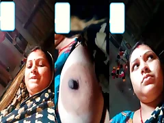 Order about Indian aunt flaunts the brush breasts on a video call