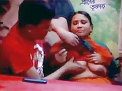 Desi Lovers Horny Fun in Moonshine Sell down the river
