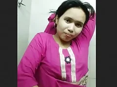 Cute desi bhabi flaunts her sexy figure together with opens her rags