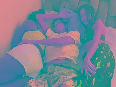 Comparto cama con la puta amiga de mi novia y terminamos teniendo el mejor sexo de nuestras vidas